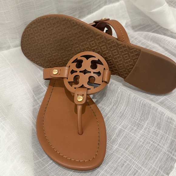 Tory Burch Miller Sandal - Picture 5 of 9